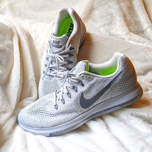 ✨ SOLD✨Nike 'Zoom All Out' Lightweight Mesh Grey Running Shoes- Men's Size 12